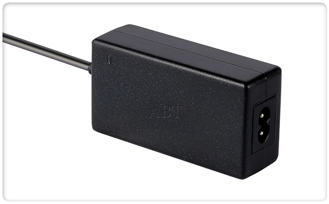 12V 2.4A Adapter Power Supply